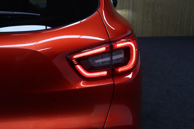 Renault KADJAR 1.2 TCe Automaat Extase | Bose Audio | Trekhaak | Cruise-control | Camera | Clima | Navigatie | Parkeersensoren V+A | Parkeerassistent | Keyless | LM Velgen | Dodehoekdetectie