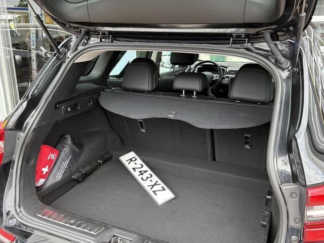 Renault KADJAR 1.3 TCe Intens | Trekhaak | Navigatie | Achteruitrijcamera | LED | Stoelverwarming | Climate Control | Key-less |