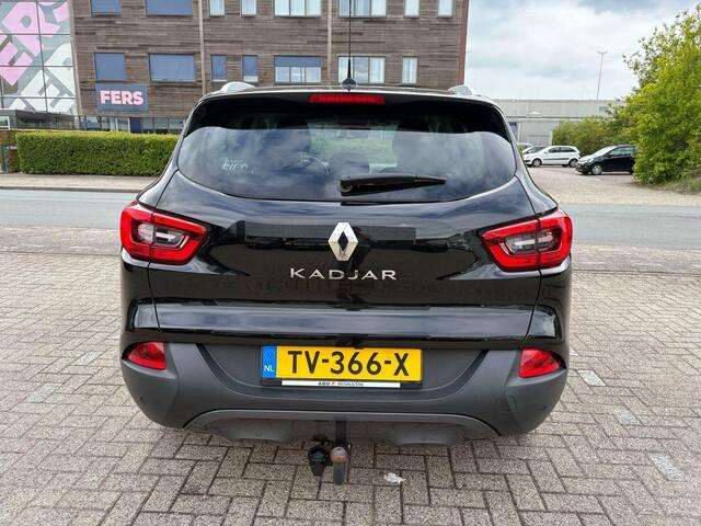 Renault KADJAR 1.2 TCe Intens 115pk | Panoramadak | Trekhaak | Navi | Cruise Control | Achteruitrijcamera |