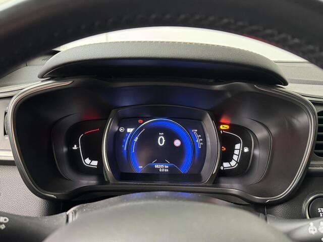 Renault KADJAR 1.3 TCe Black Edition | Navigatie | Achteruitrijcamera | Trekhaak | Stoelverwarming | All-Season Banden | Adaptive Cruise Control |