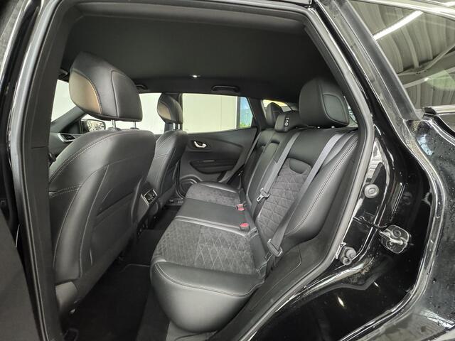 Renault KADJAR 1.3 TCe Black Edition | Navigatie | Achteruitrijcamera | Trekhaak | Stoelverwarming | All-Season Banden | Adaptive Cruise Control |