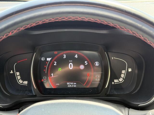 Renault KADJAR 1.3 TCe Black Edition | NAP | Navigatie | Stoelverwarming | DAB | Elektrische bestuurderstoel | Park assist | LED | Cruise Control |