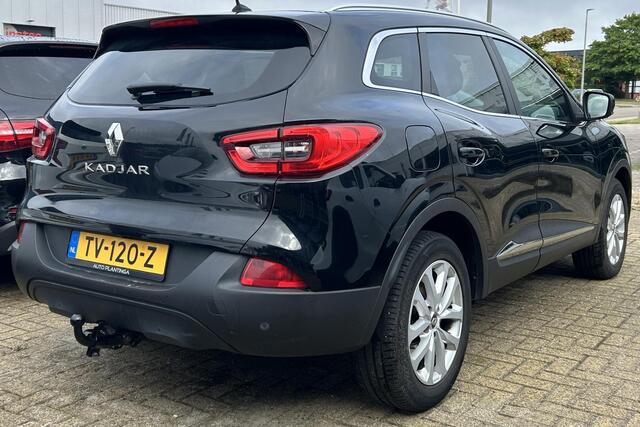 Renault KADJAR 1.2 TCe Intens 131PK | Trekhaak | 1500KG Trekgewicht | Achteruitrijcamera | Parkeersensoren Voor en Achter | Navigatie | Cruise Control | Climate Control | 2 Sleutels |