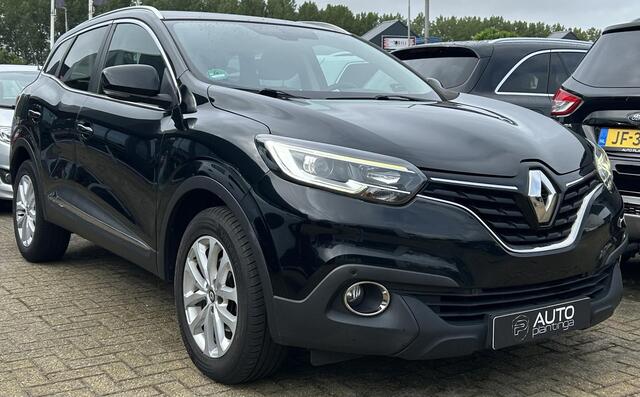 Renault KADJAR 1.2 TCe Intens 131PK | Trekhaak | 1500KG Trekgewicht | Achteruitrijcamera | Parkeersensoren Voor en Achter | Navigatie | Cruise Control | Climate Control | 2 Sleutels |