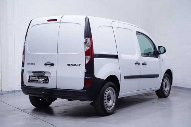 Renault KANGOO 1.5 Blue dCi 115 pk Navi, Trekhaak, Airco Laadruimte Pakket, PDC achter, NAP, 2-Zits