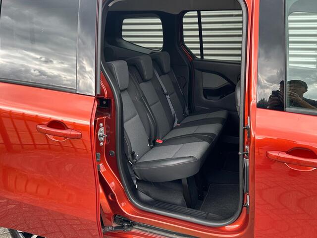 Renault KANGOO TCE 130 Techno Automaat | Navigatie | Camera | Stoelverwarming | Trekhaak | LMV 17" |