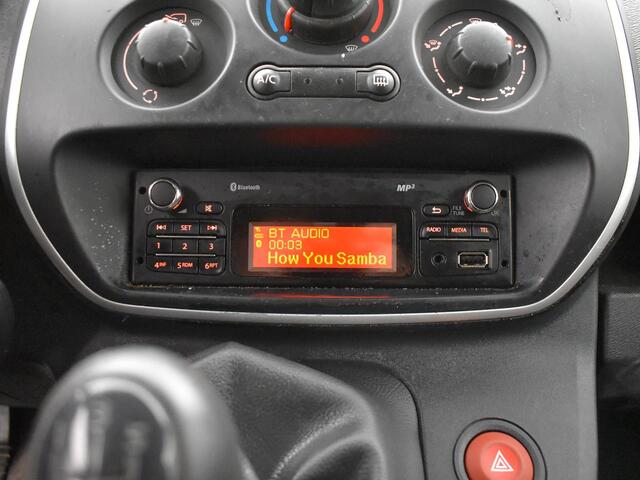 Renault KANGOO Express 1.5 DCI ZILVERGRIJS METALLIC + AIRCO / CRUISE / TREKHAAK