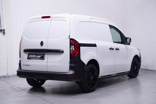 Renault KANGOO 1.5 Blue dCi 95 pk L1 Airco, 17" LMV Nieuw Sidebars Zwart, Apple Carplay, Cruise control, BPM vrij, Nieuw 2024