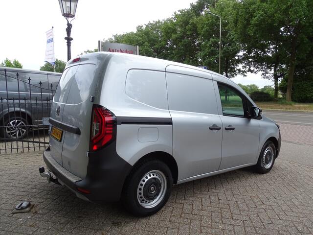 Renault KANGOO 1.5 Blue dCi Comfort NAVI TREKHAAK