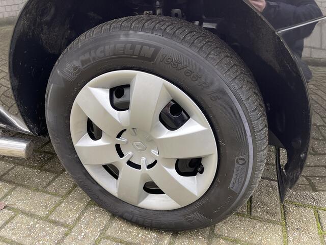 Renault KANGOO 1.5 Blue dCi 95 Work Edition / vaste prijs rijklaar ¤ 13.950 ex btw / bpm vrij / euro 6 / 12.515 km NAP! / 6 versnellingen / trekhaak / airco / cruise / zwart metallic