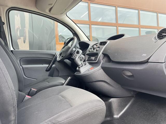Renault KANGOO 1.5 dCi E6 Maxi Comfort BPM Vrij! Lease ¤140 p/m, Airco, PDC, 2x Schuifdeur, Volledig onderhoudshistorie aanwezig