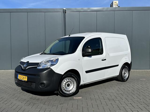 Renault KANGOO 1.5 DCi / L1H1 / ** 25.144 KM ** / 1e EIG. / TREKHAAK / ALUCA INRICHTING / NAVI / CRUISE / AIRCO