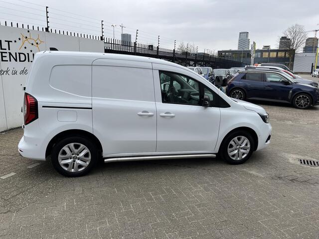 Renault KANGOO E-Tech Extra 22 kW 44 kWh / CAMERA / PARKEERSENSOREN / SCHUIFDEUR