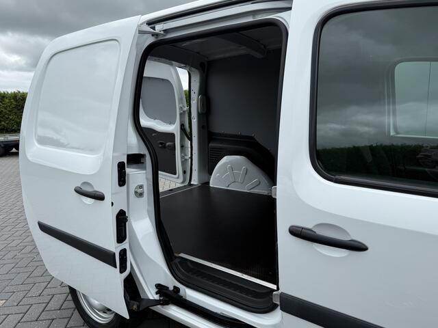 Renault KANGOO 1.5 dCi 80PK COMF / L1H1 / 1e EIG. / TREKHAAK / AIRCO / CRUISE / NAVI / BLUETOOTH