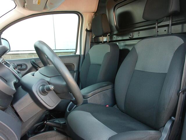 Renault KANGOO Z.E. Maxi incl. Accu / SOH 90.5 % / Airco / Camera + Sensoren / Cruise Control / Imperiaal / Bluetooth / Kastinrichting