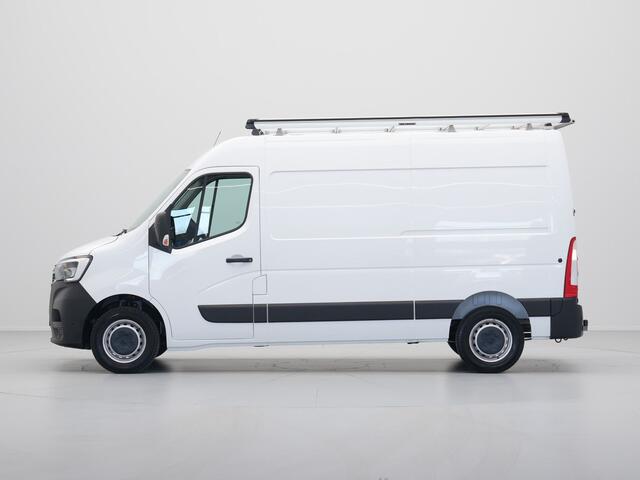 Renault MASTER T35 2.3 dCi 135 L2H2 Comfort Navigatie Trekhaak Airco Cruise Carplay Camera