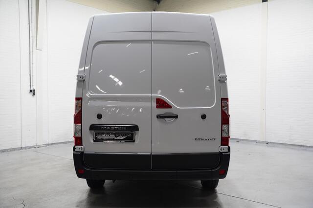 Renault MASTER 2.3 DCI 135 pk L3H2 Navi, Camera v.a. 329,- p/mnd PDC V+A, 270 Graden Deuren, Smartphone Lader, 3-Zits, Nieuw