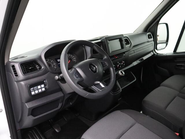 Renault MASTER 2.3DCi 150PK L3H2 Special Edition | Navigatie | Camera | 3-Persoons | Betimmering