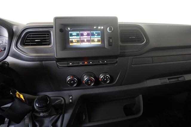 Renault MASTER T33 2.3 dCi 135PK L2H2 Work Edition Airco Cruise Camera Navi Parkeersensoren Trekhaak