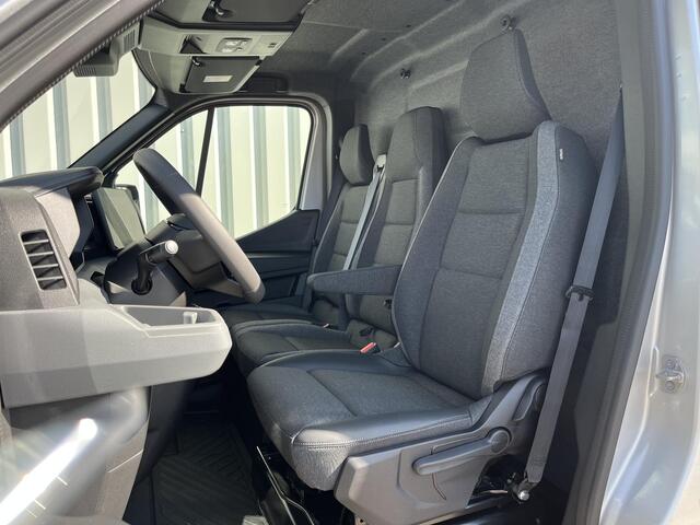 Renault MASTER L2H2 T35 2.0 dCi 130 Advance | 2x schuifdeur | Navigatie | Achteruitrijcamera | Bedrijfswageninrchting | All season banden | Van: ¤ 42.215,- nu rijklaar voor: ¤ 36.883,-