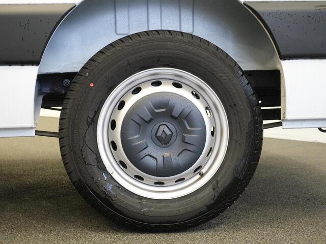 Renault MASTER T33 2.3 dCi 135PK L2H2 BPM VRIJ! Airco Cruise control Parkeersensoren Navigatie Trekhaak