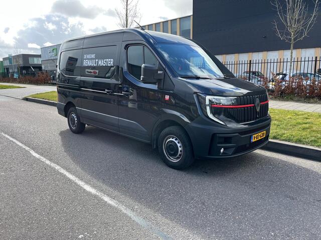 Renault MASTER Red Edition L2 H2, 150pk, Airco, Radio