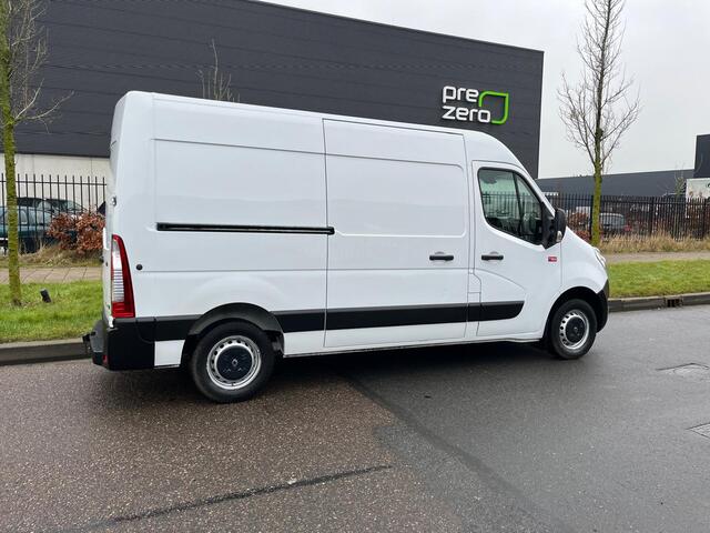 Renault MASTER 130.35 L2 H2 2.3 Dci, 130 pk, Euro 6, Nav, Airco,