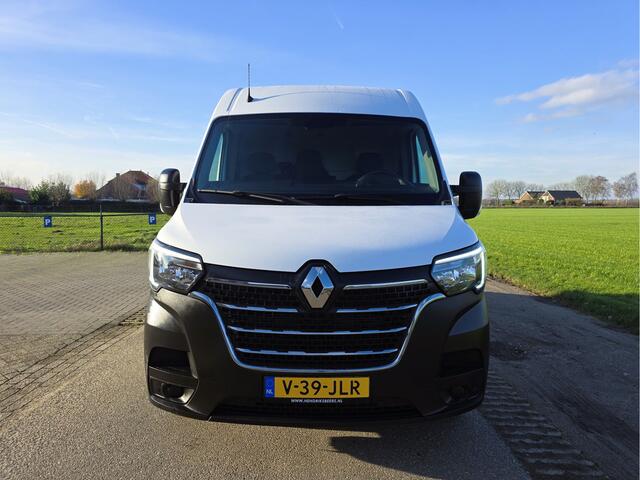 Renault MASTER T35 2.3 dCi L2 H2 - 150 Pk - Euro 6 - Navi - ParkeerCamera