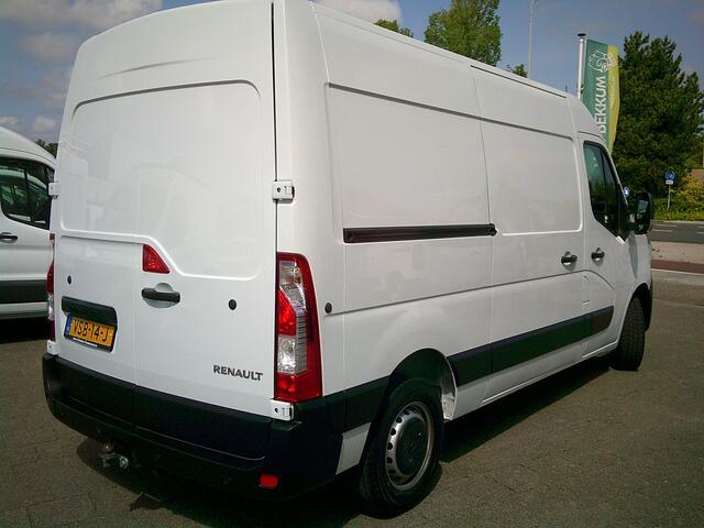 Renault MASTER T35 2.3 dCi 135 L2H2 Comfort VOORZIEN VAN AIRCO+NAVIGATIE + TREKHAAK !!