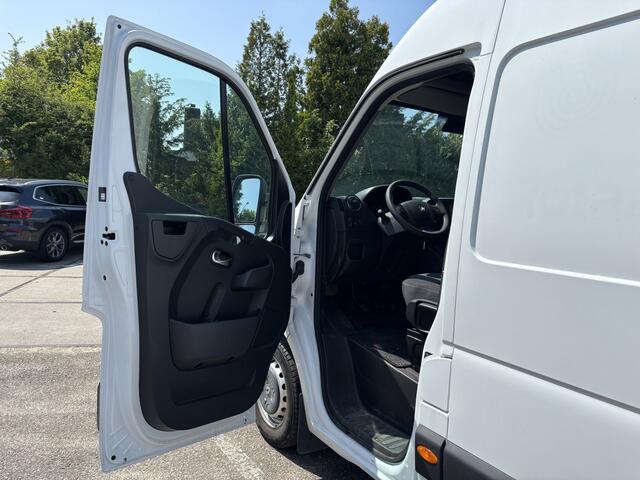 Renault MASTER T35 2.3 dCi L3H2