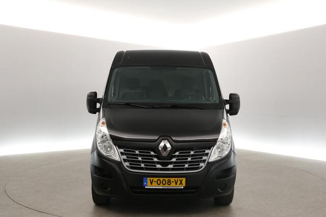 Renault MASTER T35 2.3 dCi L2H2 Airco Camera Cruise Navigatie PDC 3 Persoons Elektrpakket Trekhaak