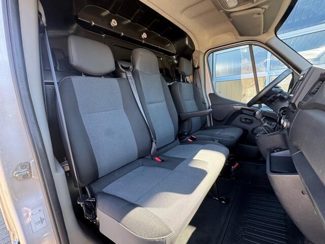 Renault MASTER 2.3 DCi 135PK L2H2 GB / Trekhaak / Navi / Airco