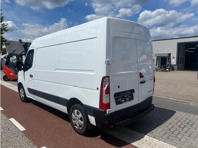 Renault MASTER T35 2.3 dCi 110KW L2H2 AIRCO KLIMA NAVI CAMERA