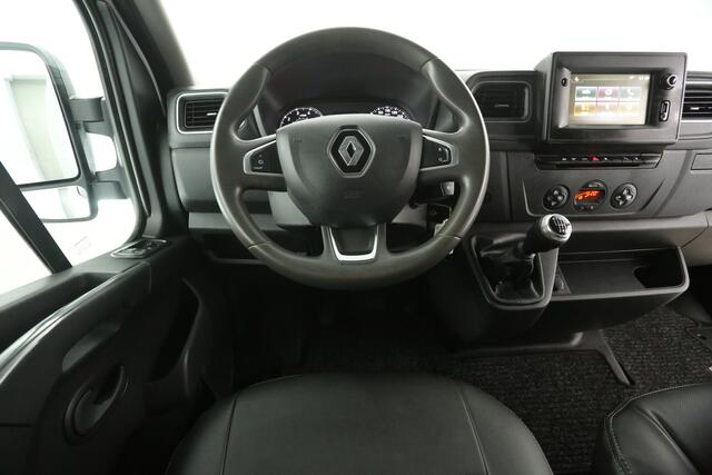 Renault MASTER T35 2.3 dCi L2H2 150PK Marge Airco Cruise Camera 3 Persoons LED Navi PDC Trekhaak