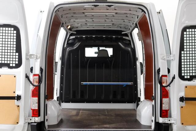Renault MASTER T35 2.3 dCi E6 L1H2 Airco/Camera/2x Schuifdeur 09-2017