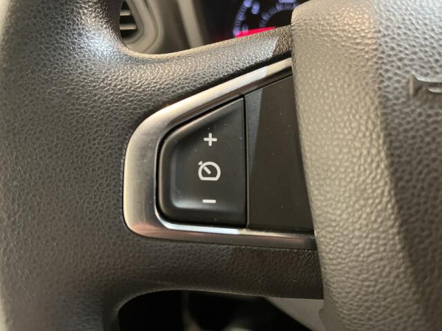 Renault MASTER T35 2.3 dCi 135 PK L2 Open Laadbak / Euro 6 / Airco / CarPlay / Imperiaal / Cruise Control / 11.200 KM !!