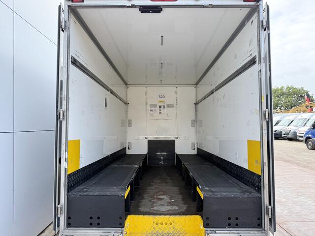 Renault MASTER Plancher T35 2.3 dCi 150pk Luchtvering Airco Cruise Control Plancher Foodtruck Meubelbak Paardenwagen