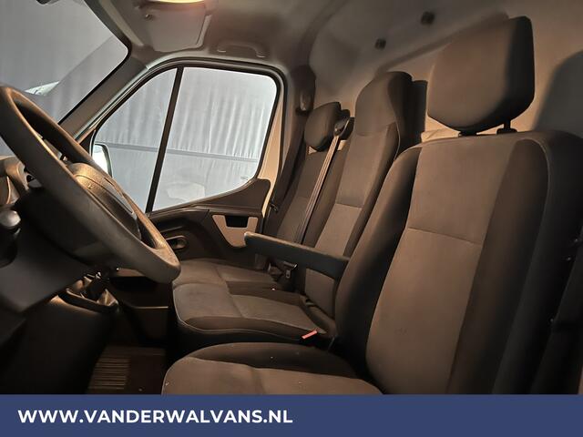 Renault MASTER 2.3 dCi 131pk L3H2 Euro6 Airco | Camera | Navigatie | 2500kg Trekhaak | Cruisecontrol Bijrijdersbank