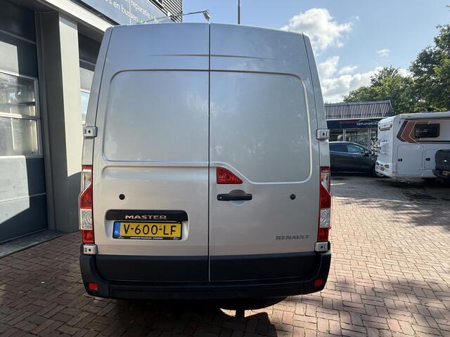 Renault MASTER T35 2.3 dCi L2H3 2017 km 166.000 nap 3-pers Navi,Pdc Crusie Airco 1e eigen euro 6