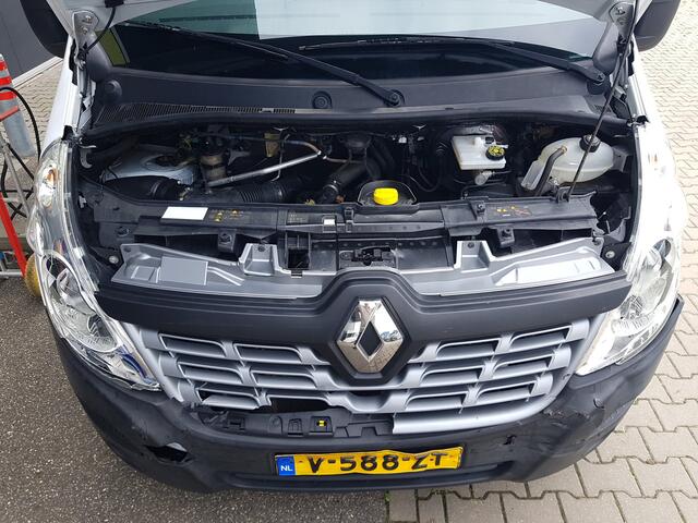 Renault MASTER T35 2.3 dCi L2H3 Stop & Start
