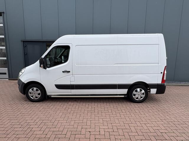 Renault MASTER T35 2.3 dCi 145pk Euro6 L2H2 Energy CAMERA/DAB/NAVI/CRUISE/PDC/TREKHAAK2.500KG