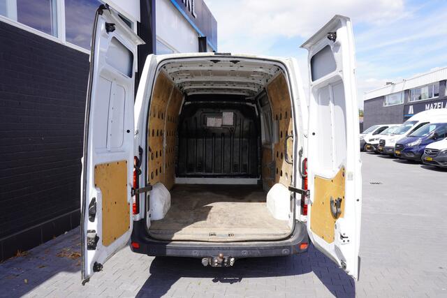 Renault MASTER 2.3 dCi 136PK L2H2 EURO 6 - Airco - Navi - Cruise - ¤ 14.950,- Excl.