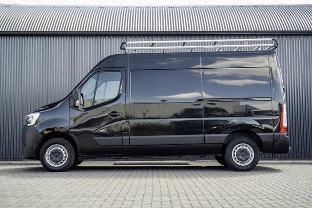 Renault MASTER T35 dCi 135 | L2H2 | Navi | Imperiaal | Ladder | LED | PDC | Euro 6