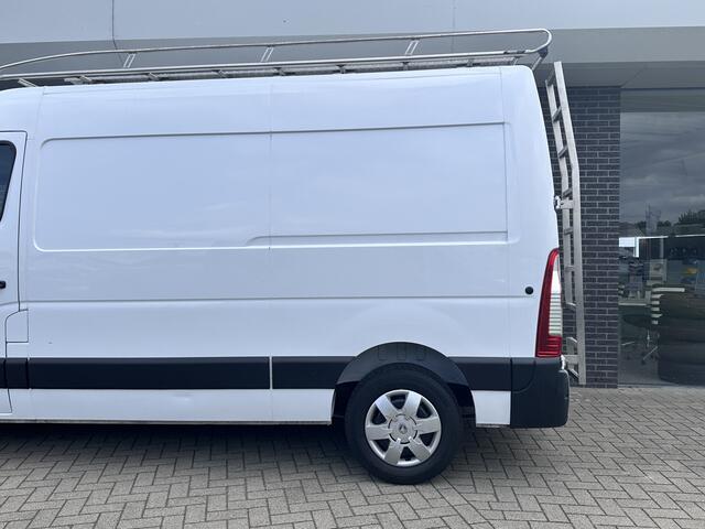 Renault MASTER T33 2.3 dCi 135 L2H2 Work Edition