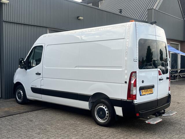 Renault MASTER T35 2.3 dCi L2H2 146PK Euro 6 Airco Cruise controle Kastinrichting Omvormer Standkachel Camera Telefoonverbinding Werkplaatsinrichting 1e Eigenaar Bpm vrij Ideaal voor camper!!