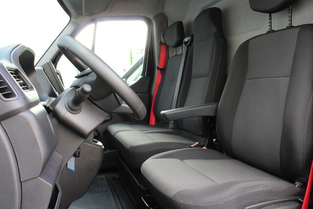 Renault MASTER T35 2.3 dCi 150 L2H2 Energy Work Edition > 150pk/Dubbele schuifdeur/Camera/Trekhaak/Imperiaal