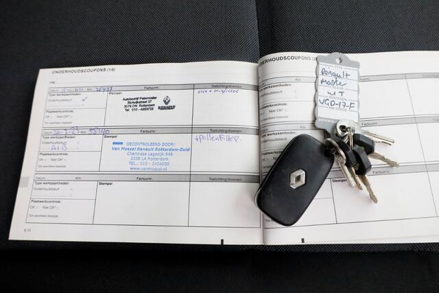 Renault MASTER T35 2.3 dCi 165pk D.C. Open Laadbak Trekhaak 3500kg 06-2020