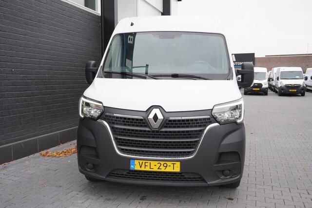 Renault MASTER 2.3 dCi 135PK L2H2 EURO 6 - Airco - Cruise - Camera - ¤ 14.900,- Excl.