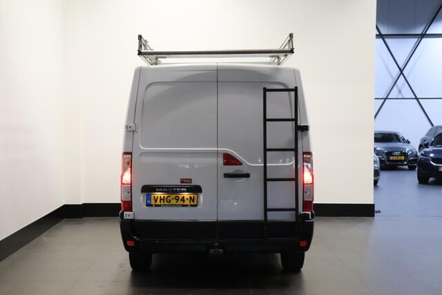 Renault MASTER 2.3 dCi 136PK EURO 6 - Airco - Cruise - Trekhaak - ¤ 16.900,- Excl.