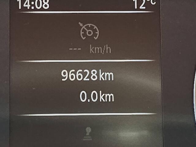 Renault MASTER T35 2.3 dCi 135 L2H2 airco, camera, trekhaak, opstap, 96 dkm.